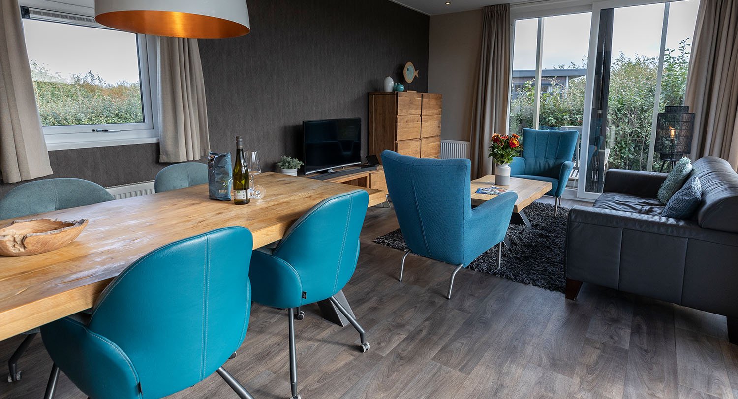 Chalet-27-woonkamer1-robbenjager-texel-2024.jpg