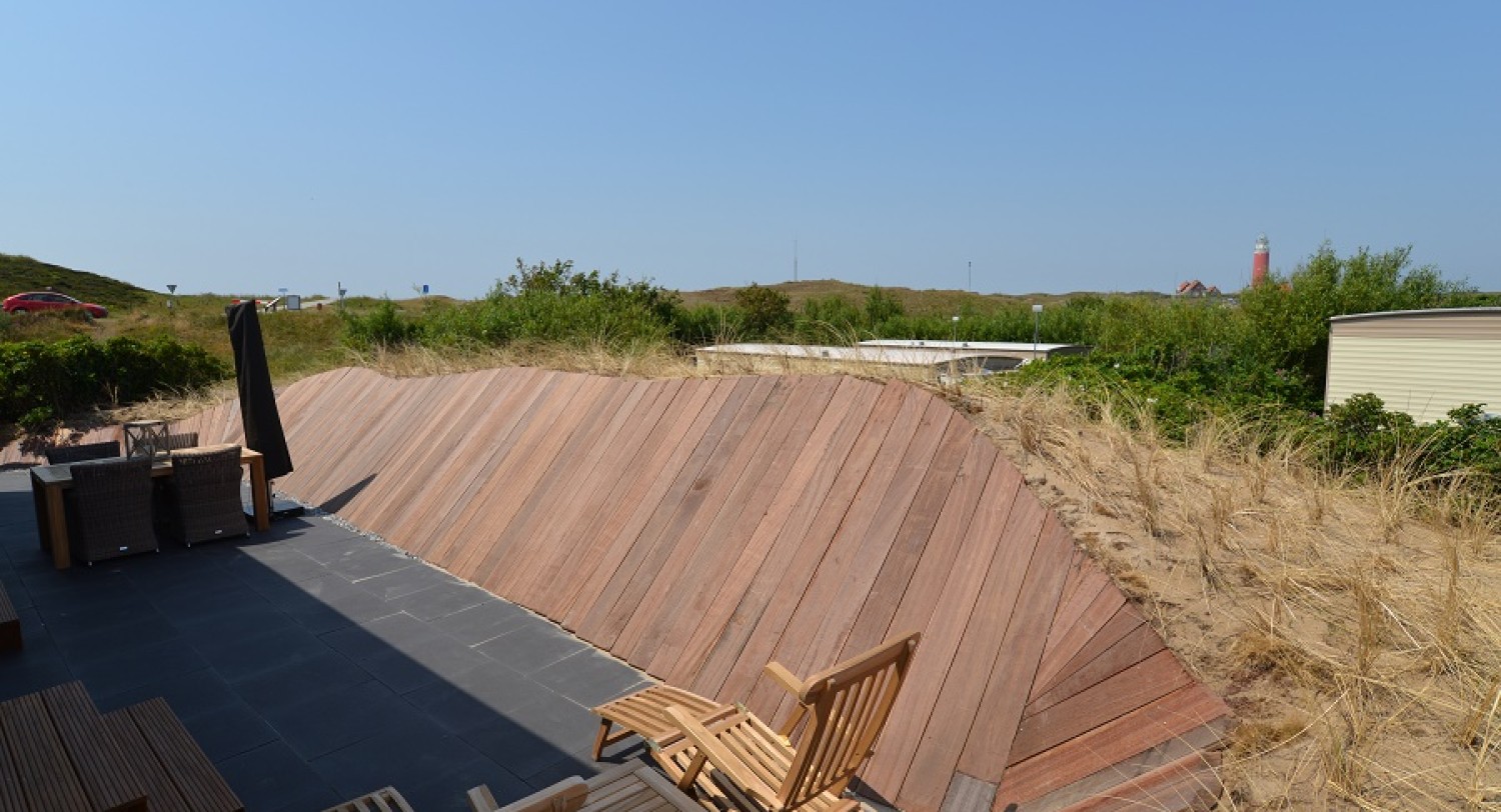 Chalet middekamer Terras 2 Robbenjager Texel VVV.jpg