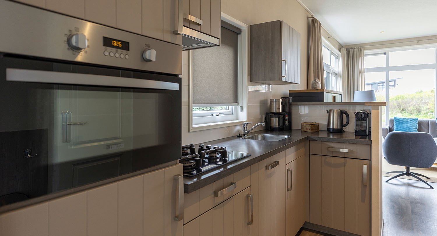Chalet-16-keuken-robbenjager-texel-2024.jpg