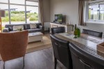 Chalet-15-woonkamer-robbenjager-texel-2024-Hersteld.jpg