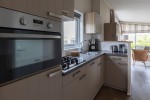 Chalet-04-keuken-robbenjager-texel-2024.jpg