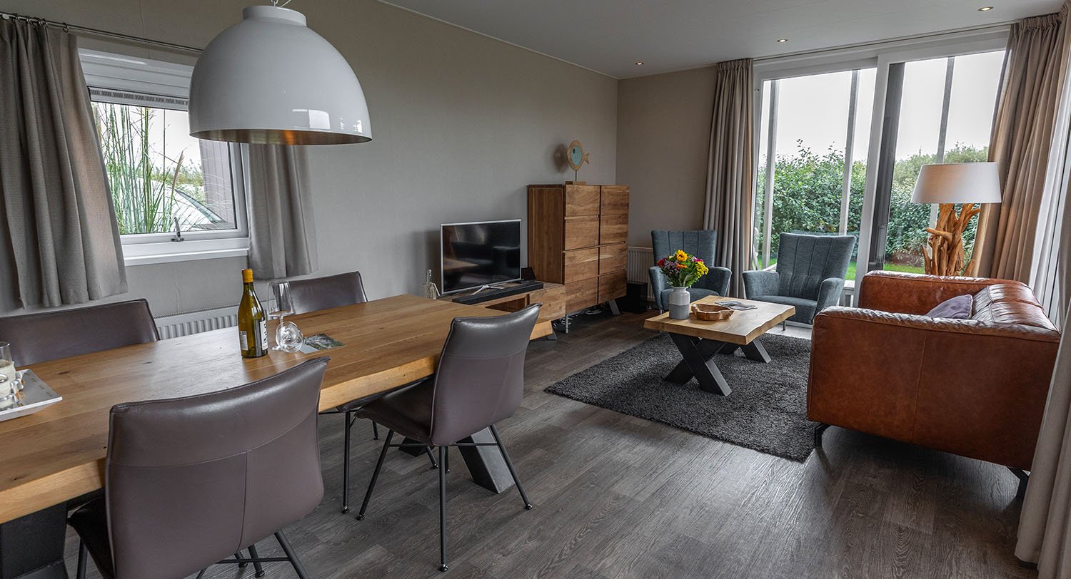 Chalet-31-woonkamer-robbenjager-texel-2024.jpg