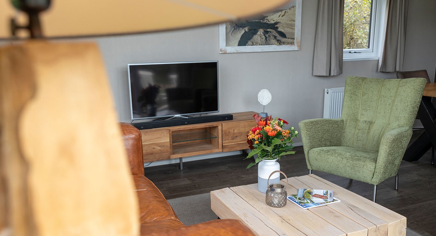 Chalet-14-woonkamer3-robbenjager-texel-2024-Hersteld.jpg