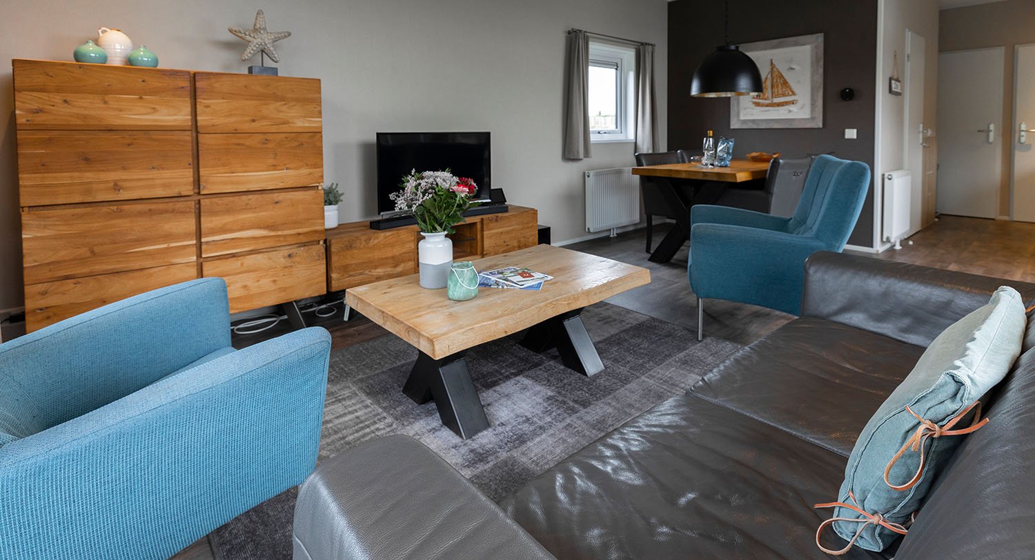 Chalet-28-woonkamer3-robbenjager-texel-2024.jpg
