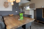 Chalet-16-eettafel-robbenjager-texel-2024.jpg