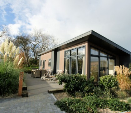 Chalet 29 Nevada Duinpark de Robbenjager Texel 01.jpg