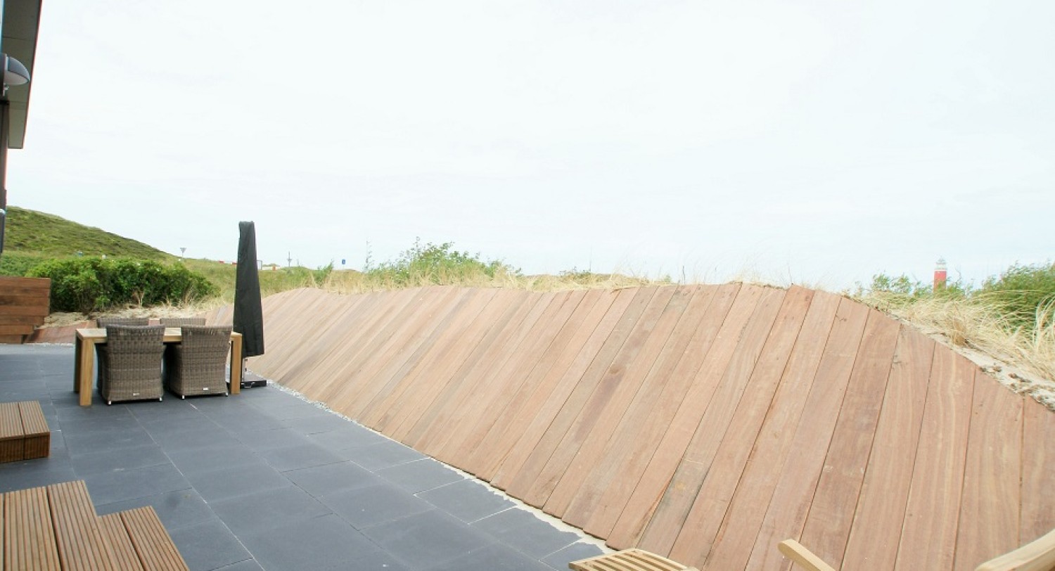 Chalet Middekamer Buiten terras Robbenjager Texel VVV.jpg