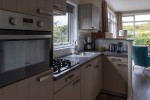 Chalet-34-keuken-robbenjager-texel-2024.jpg